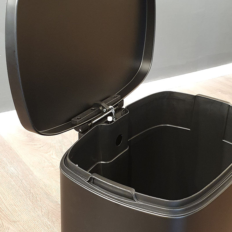 פח אשפה ורנר שחור 50 ליטר