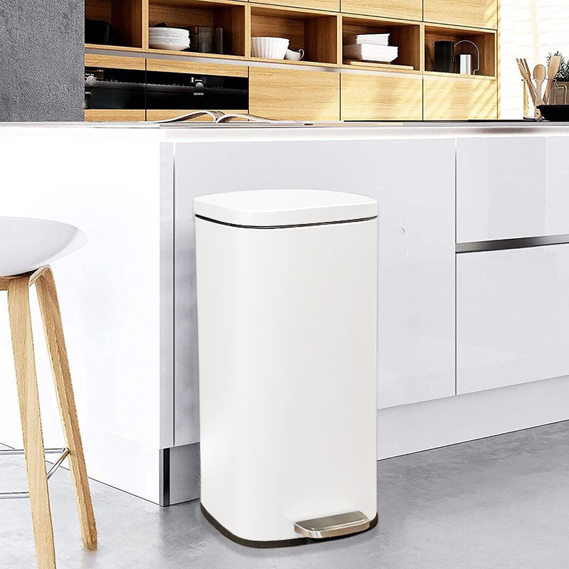 פח אשפה ורנר לבן 30 ליטר